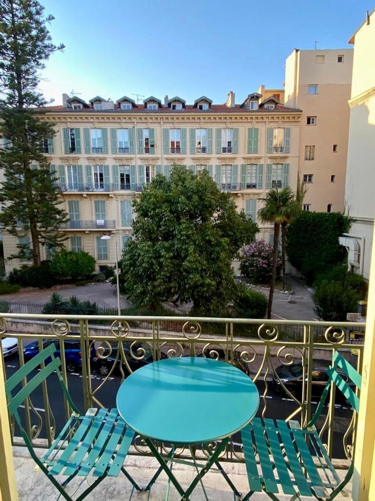 Appartement Nicois Au Coeur Du Triangle D'Or Nice Ngoại thất bức ảnh